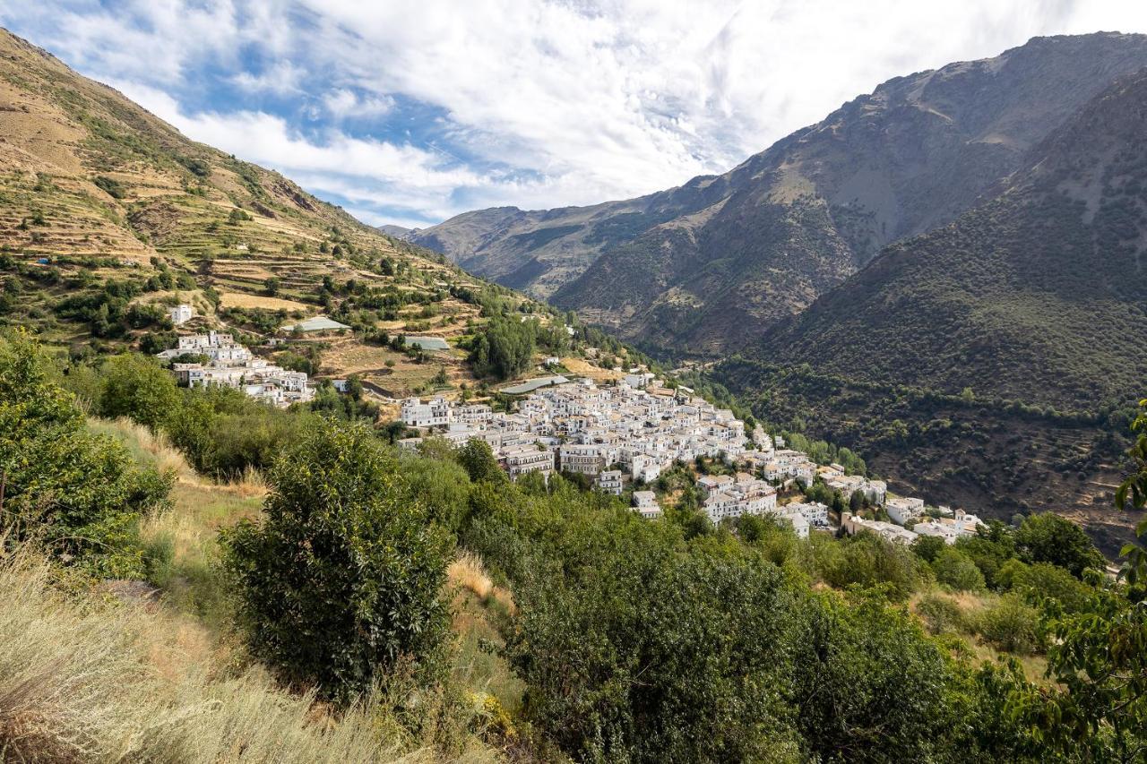 Casa Rural El Fuerte De Atabuey Trevélez 外观 照片