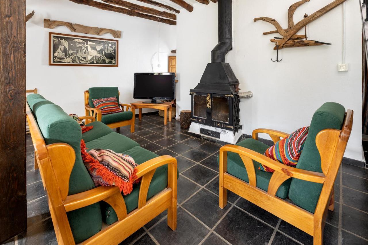Casa Rural El Fuerte De Atabuey Trevélez 外观 照片