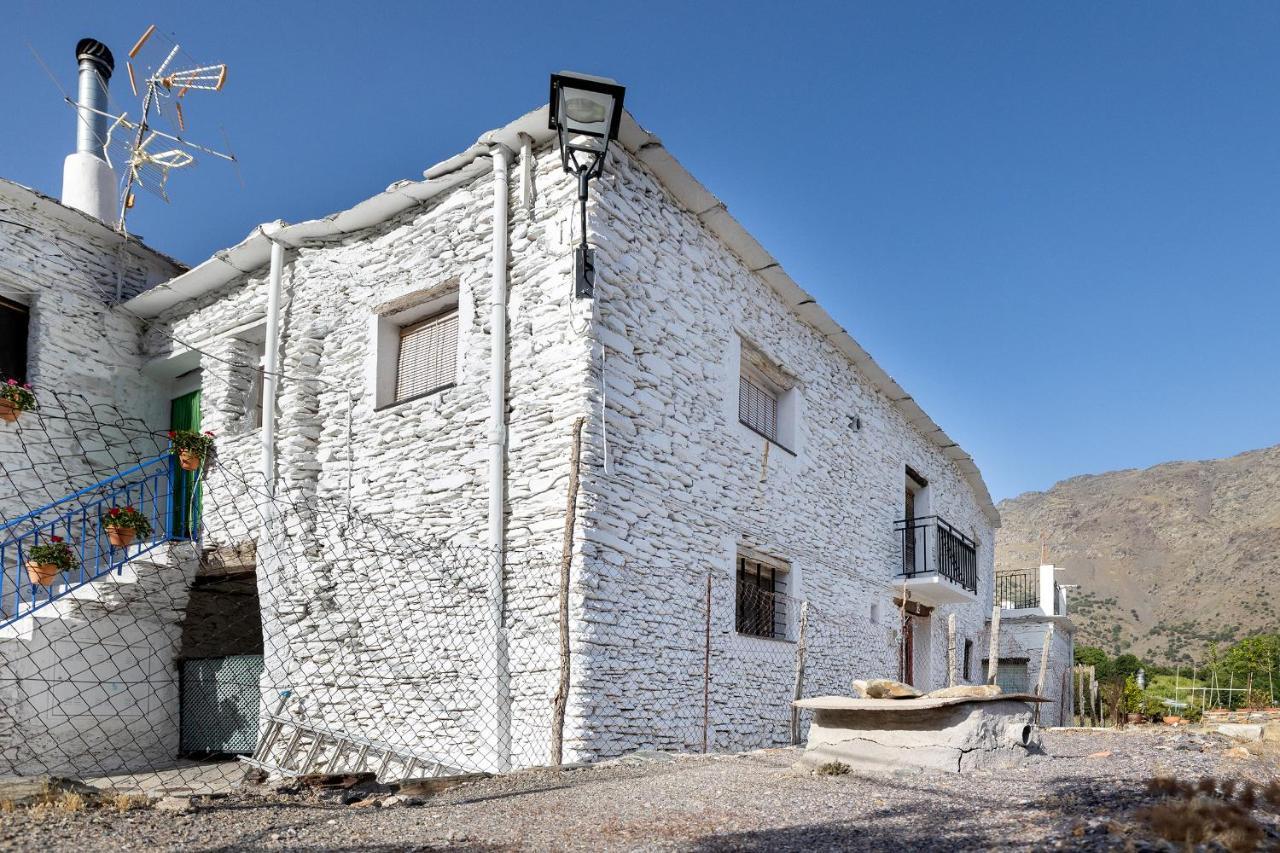 Casa Rural El Fuerte De Atabuey Trevélez 外观 照片