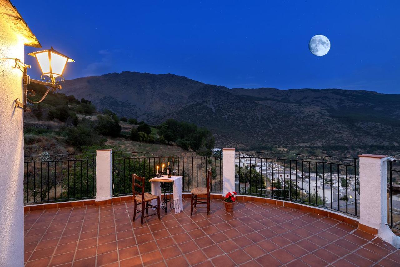 Casa Rural El Fuerte De Atabuey Trevélez 外观 照片